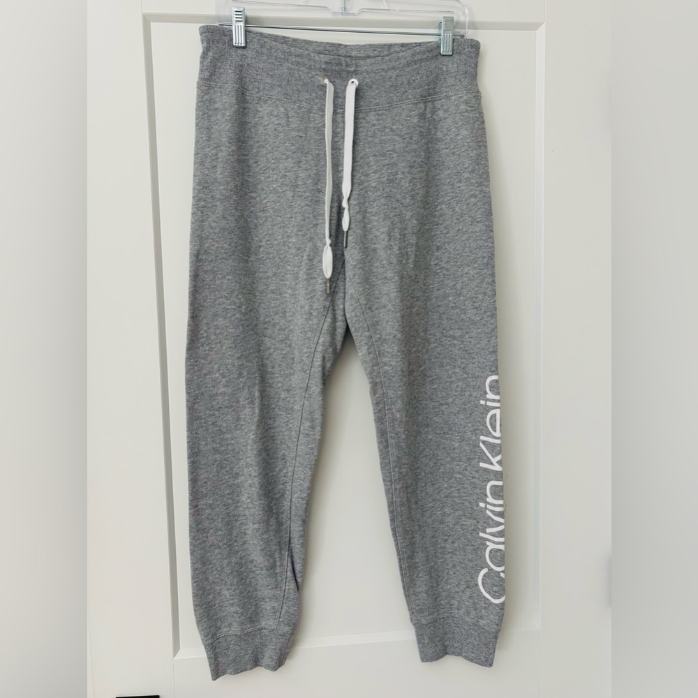 🔵 NWOT Calvin Klein Performance Joggers, Size M